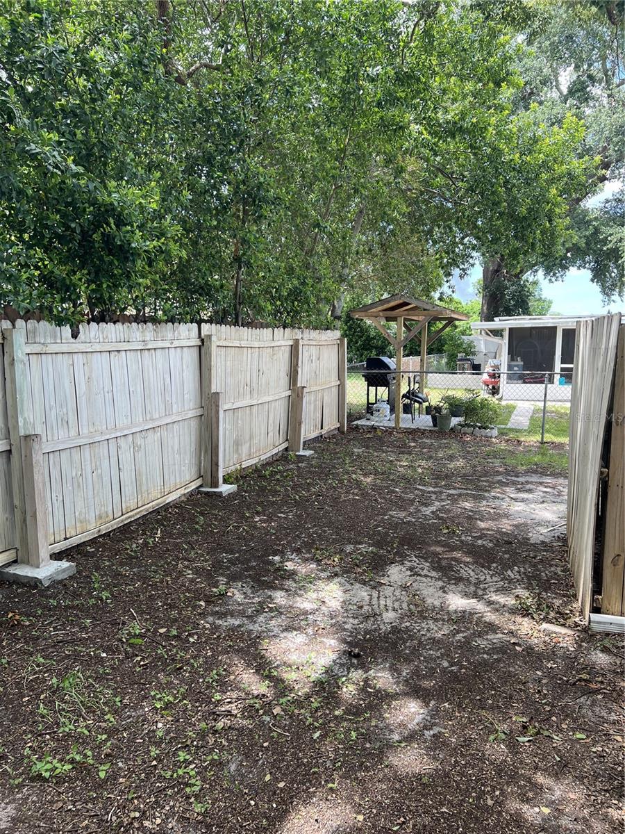TANGLEWOOD TERRACE - Residential