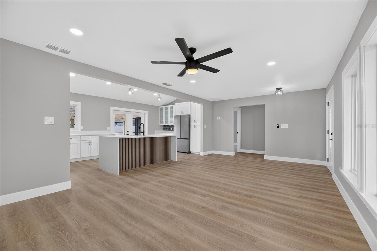 SOUTHWOOD HILLS UNIT 14 - Residential