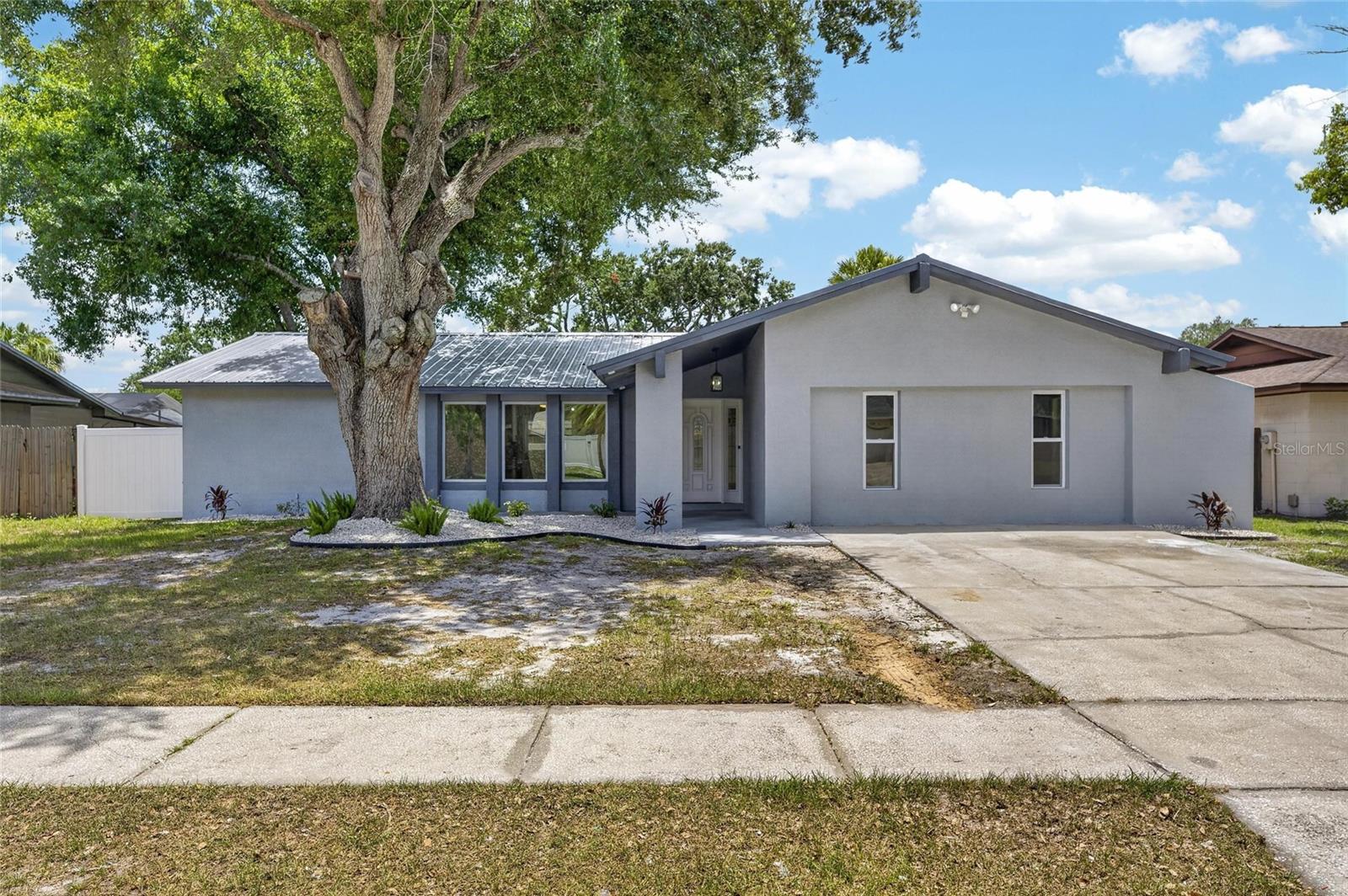 SOUTHWOOD HILLS UNIT 14 - Residential