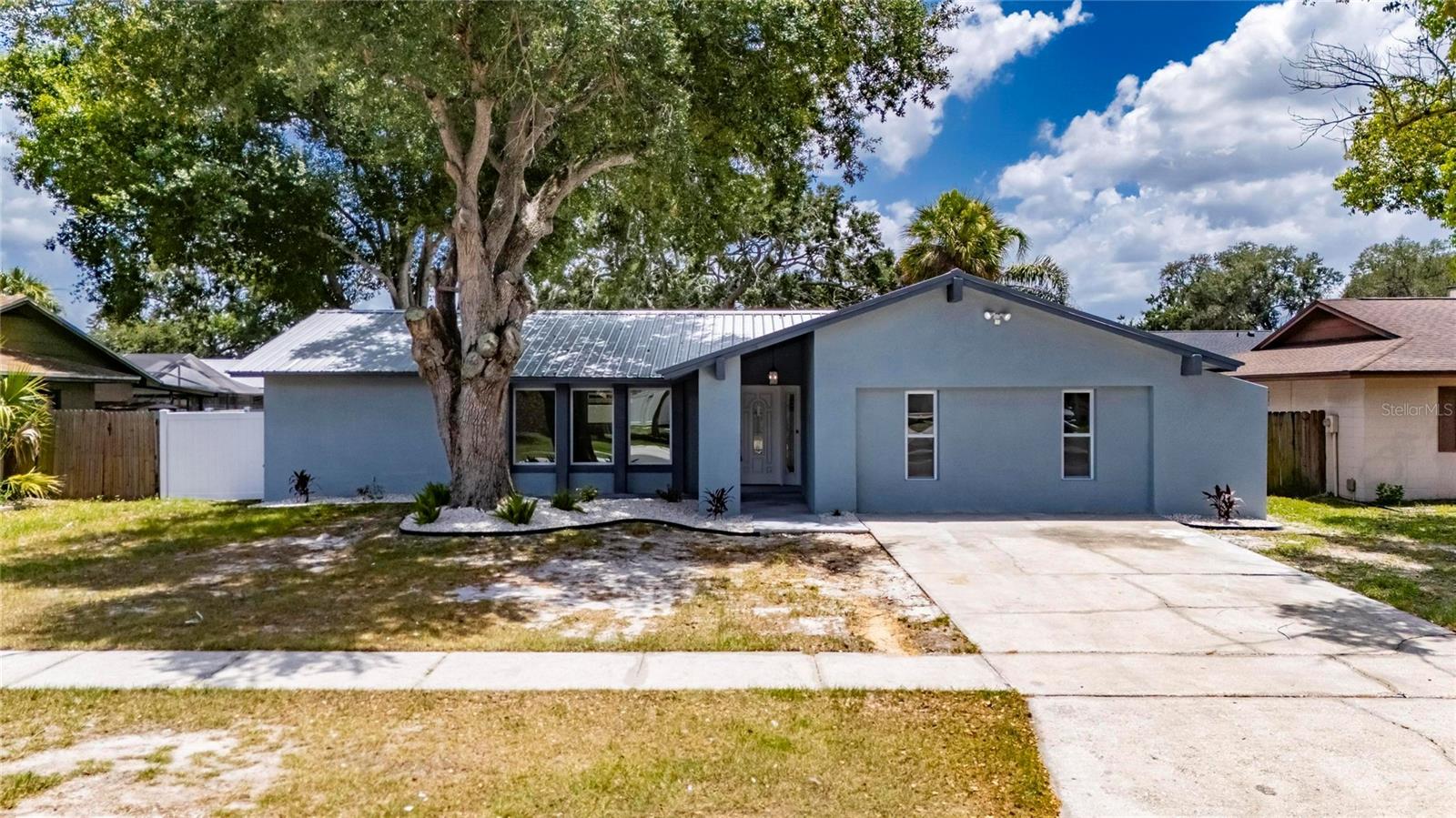 SOUTHWOOD HILLS UNIT 14 - Residential