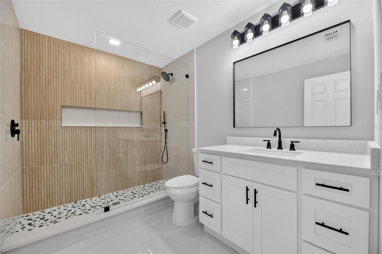 SOUTHWOOD HILLS UNIT 14 - Residential