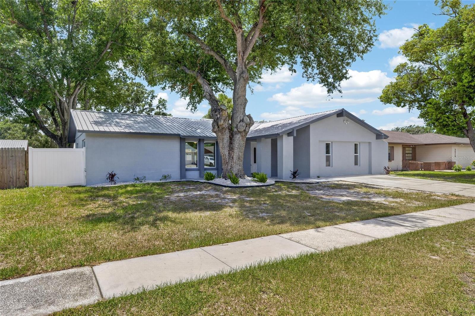 SOUTHWOOD HILLS UNIT 14 - Residential