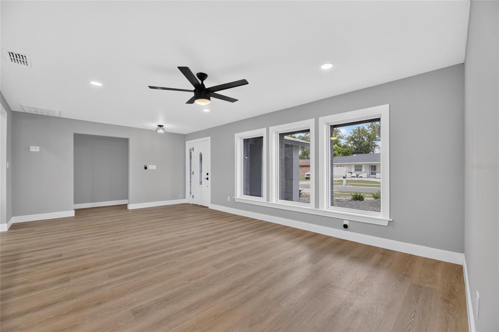 SOUTHWOOD HILLS UNIT 14 - Residential
