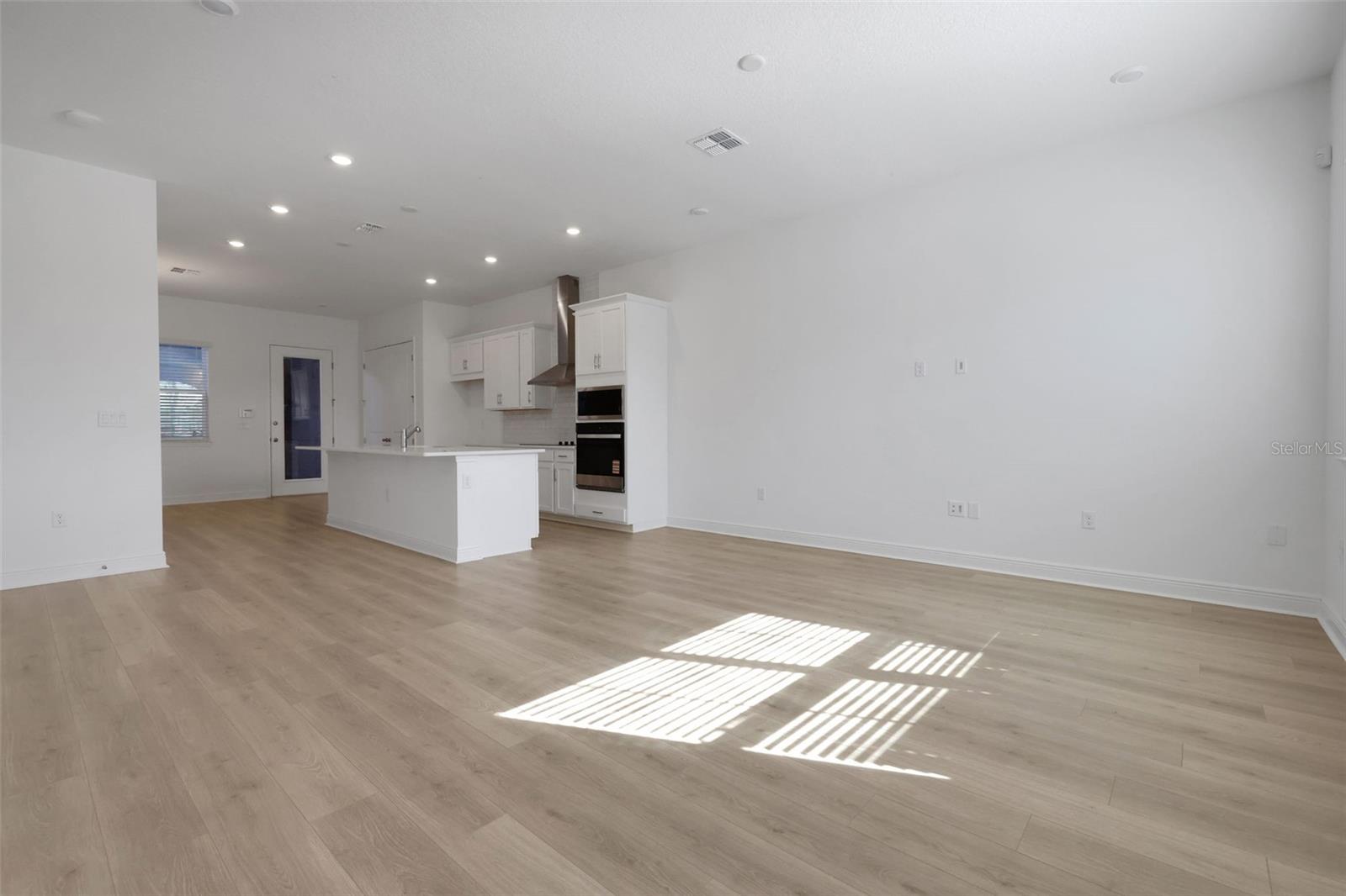WESLYN PARK - Residential
