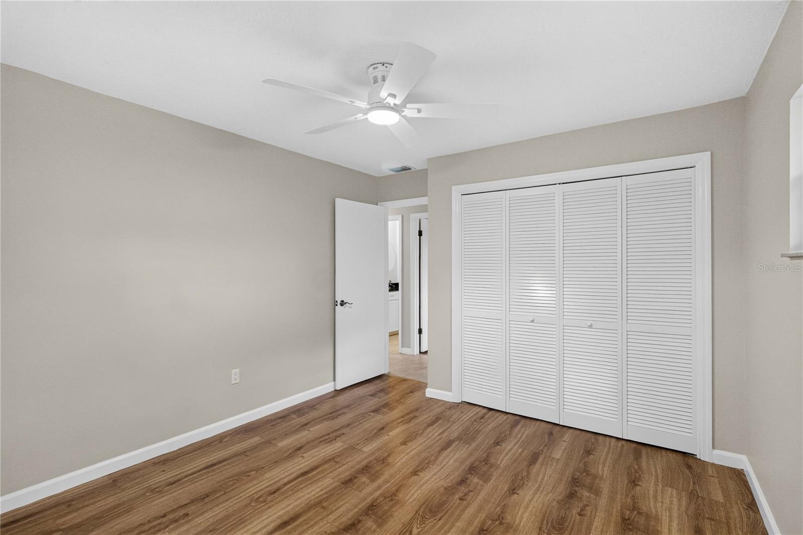 LAKE CONWAY WOODS REP 02 - Residential