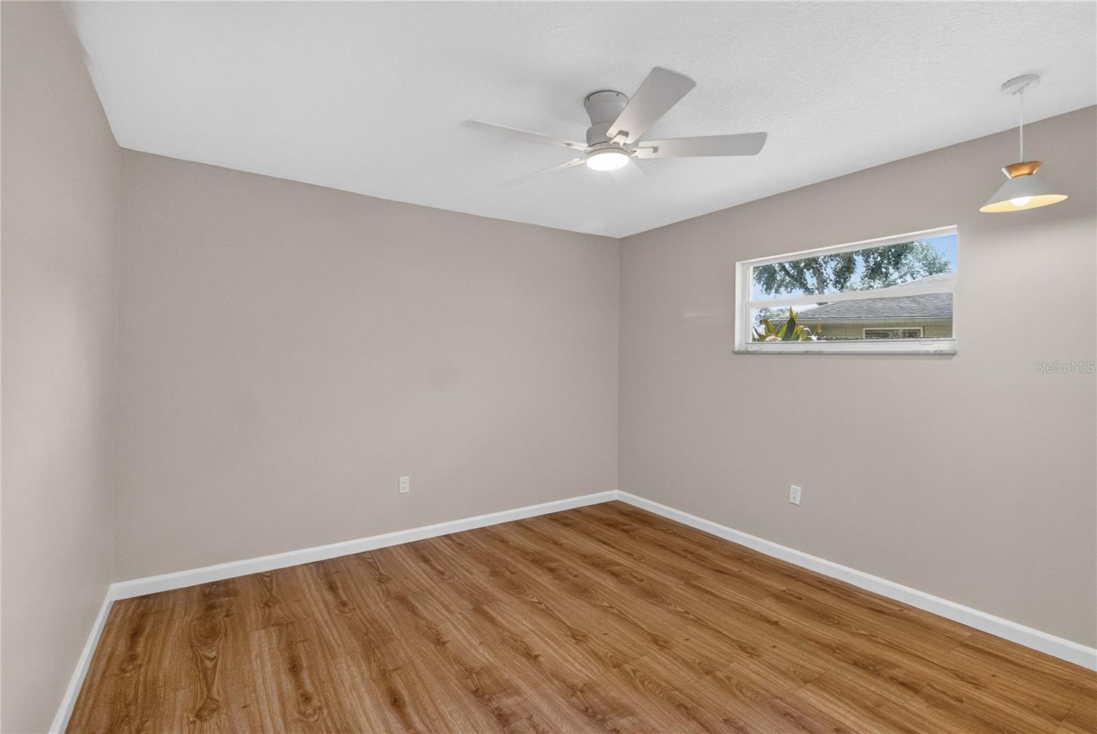 LAKE CONWAY WOODS REP 02 - Residential