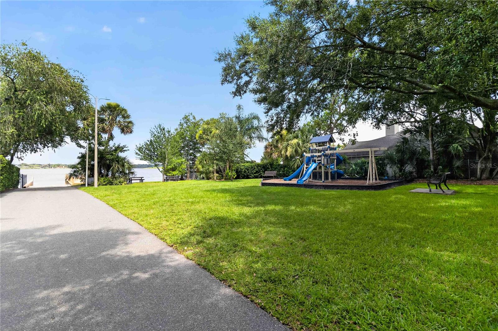 LAKE CONWAY WOODS REP 02 - Residential