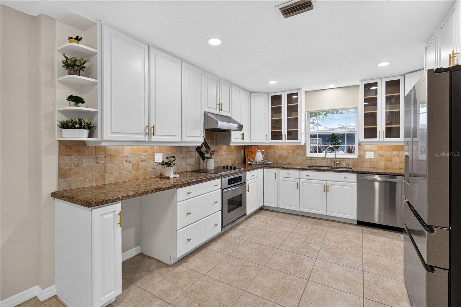 LAKE CONWAY WOODS REP 02 - Residential