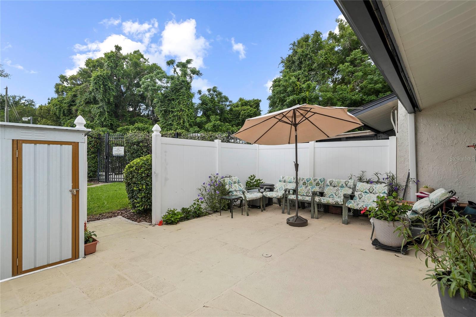 PARK LAKE VILLAS CONDO - Residential