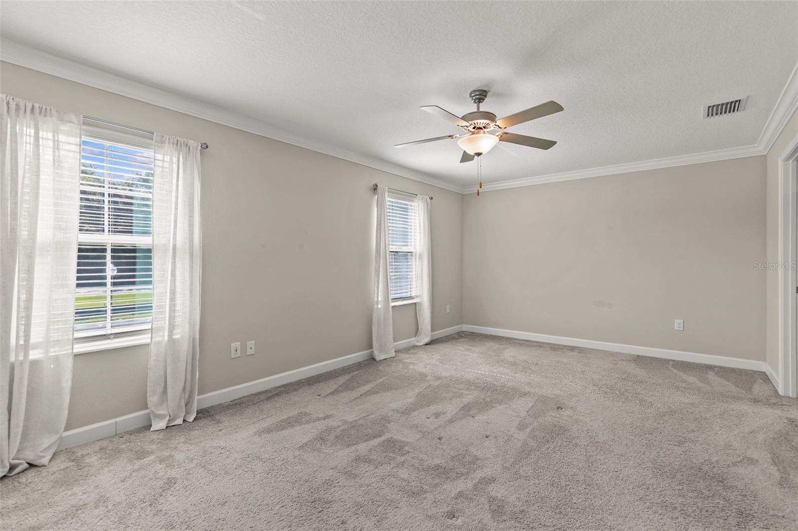 WILLOW SQUARE TOWNHOMES - Residential