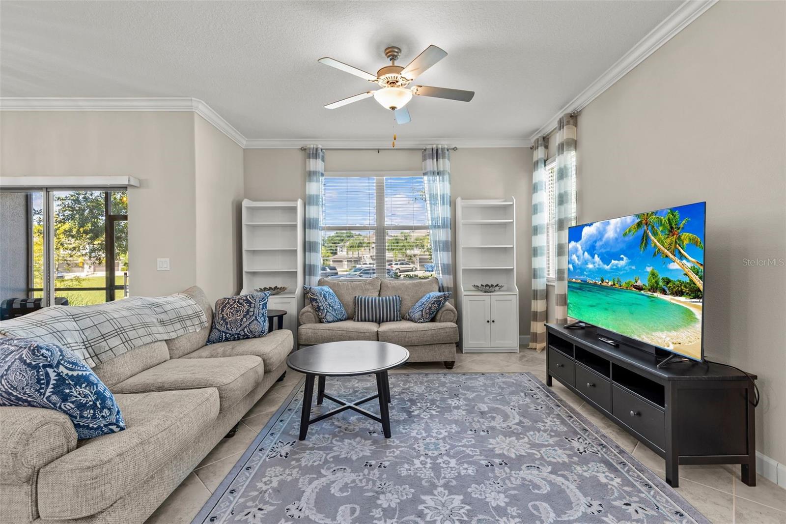 WILLOW SQUARE TOWNHOMES - Residential