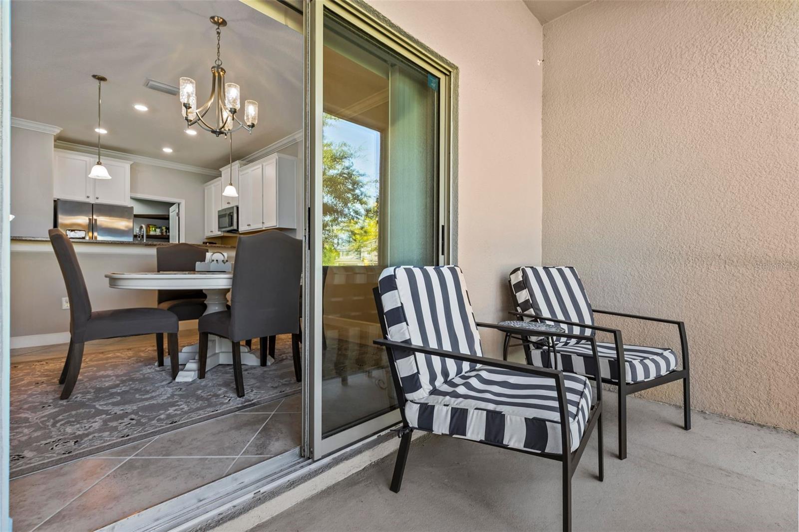 WILLOW SQUARE TOWNHOMES - Residential