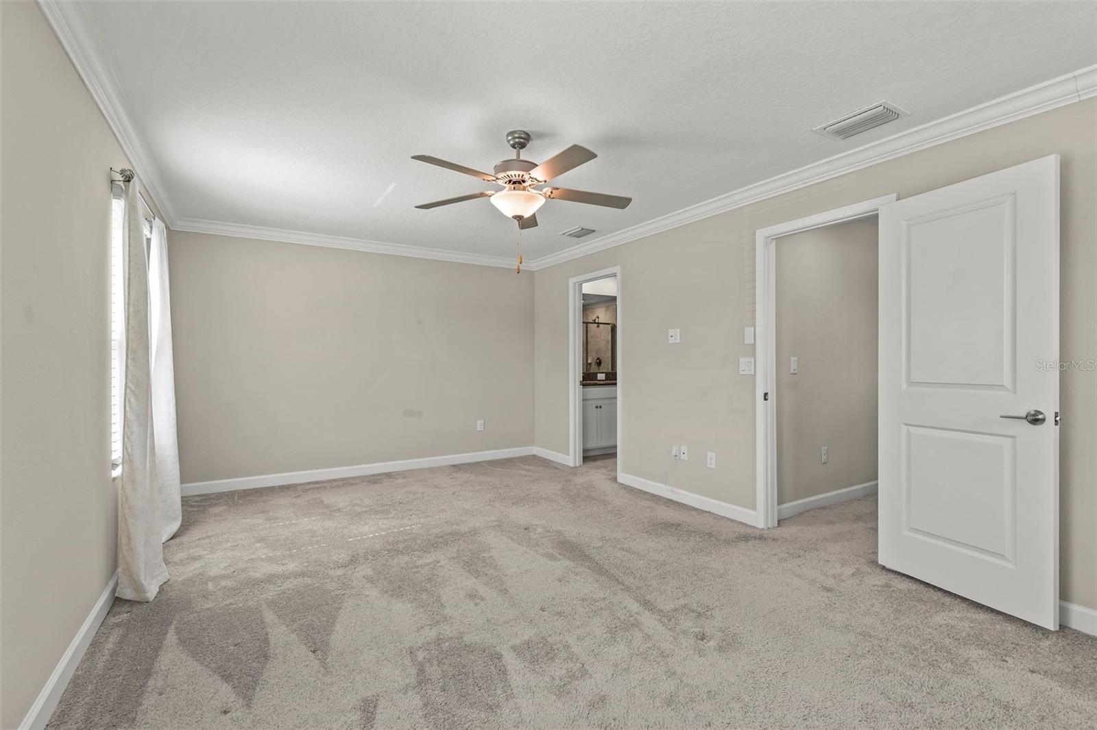 WILLOW SQUARE TOWNHOMES - Residential