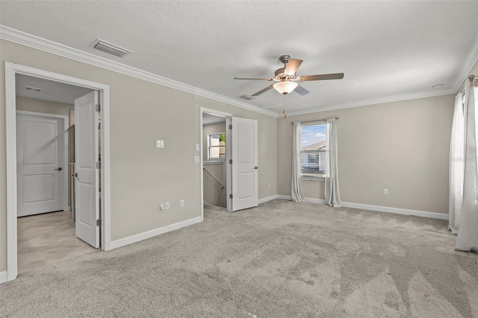 WILLOW SQUARE TOWNHOMES - Residential