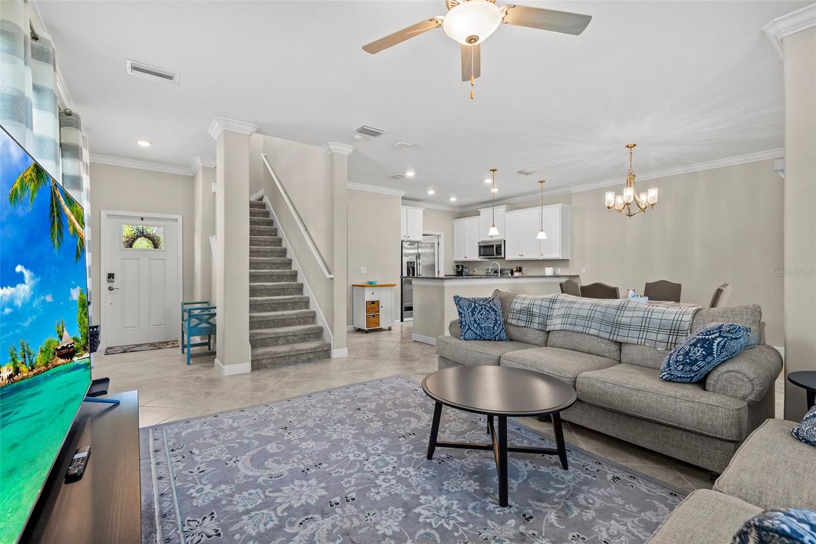 WILLOW SQUARE TOWNHOMES - Residential