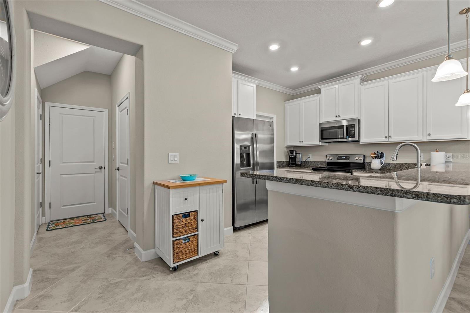 WILLOW SQUARE TOWNHOMES - Residential