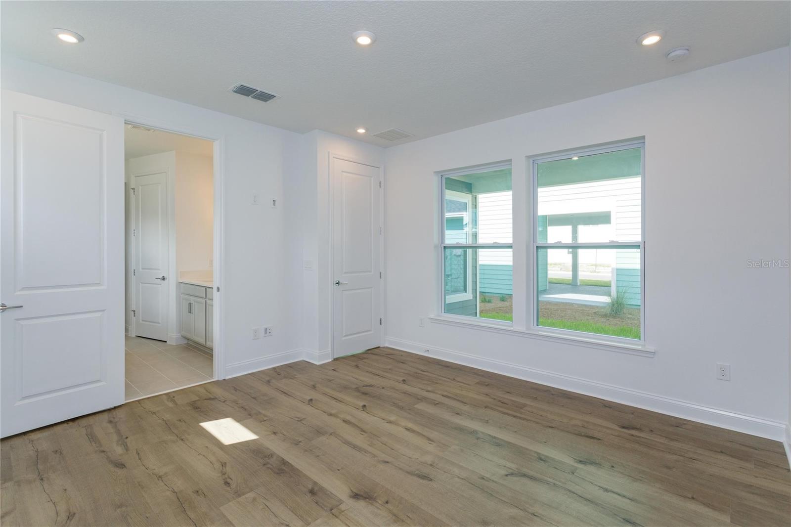 WESLYN PARK PH 2 - Residential