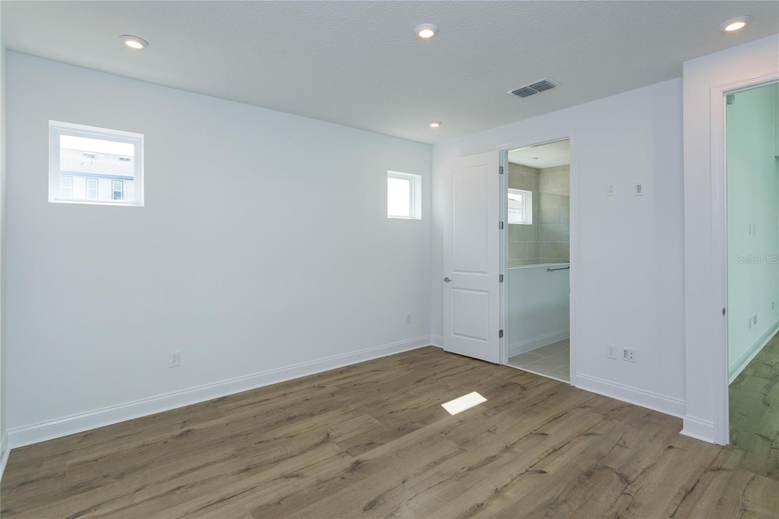 WESLYN PARK PH 2 - Residential