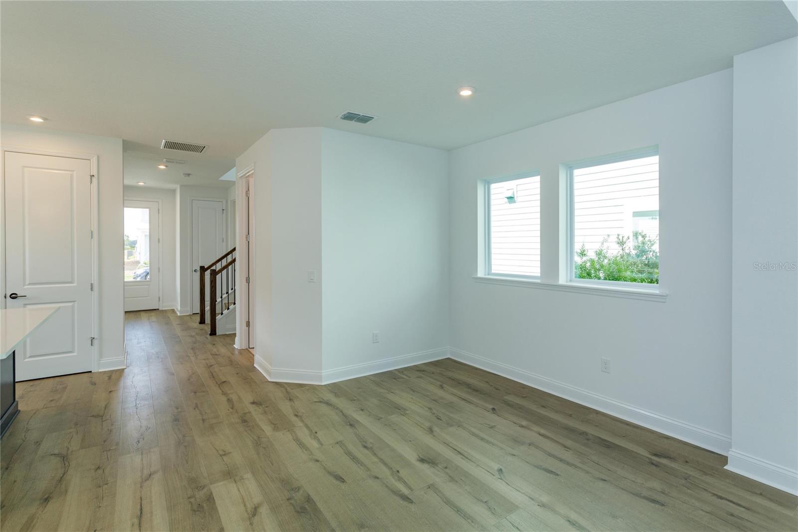 WESLYN PARK PH 2 - Residential