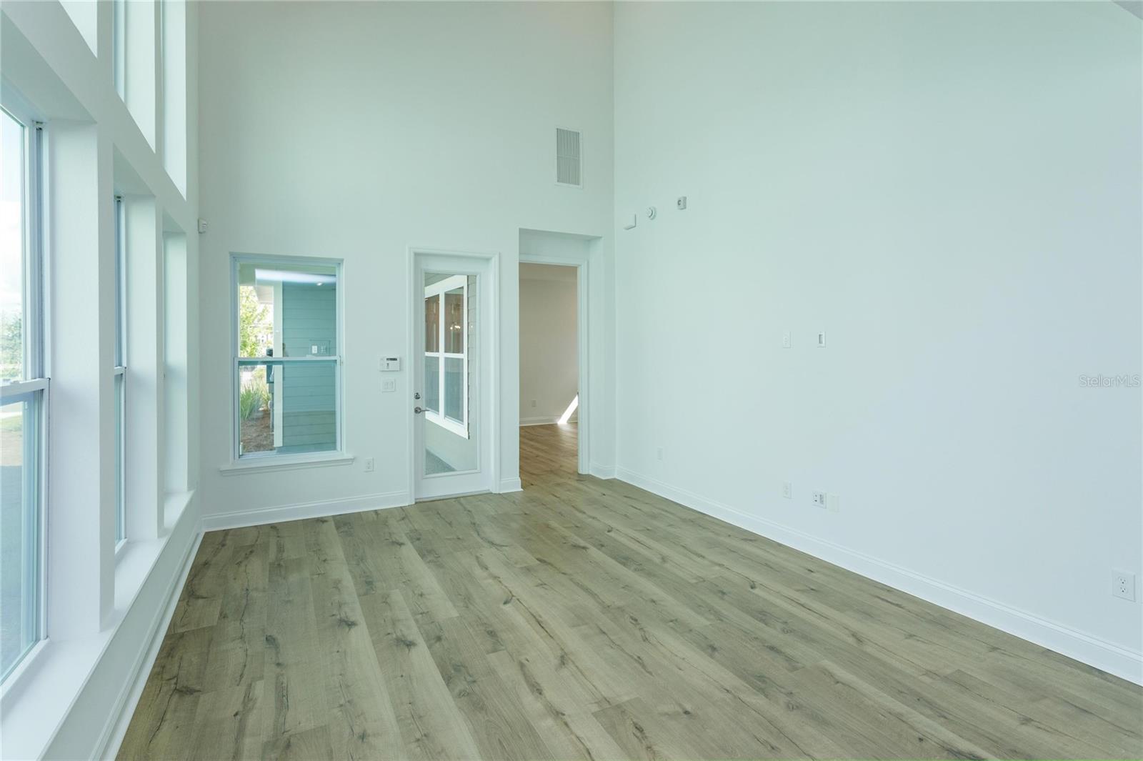 WESLYN PARK PH 2 - Residential