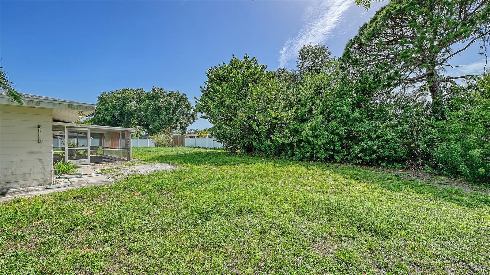 GOLDEN ACRES 1ST ADD - Residential