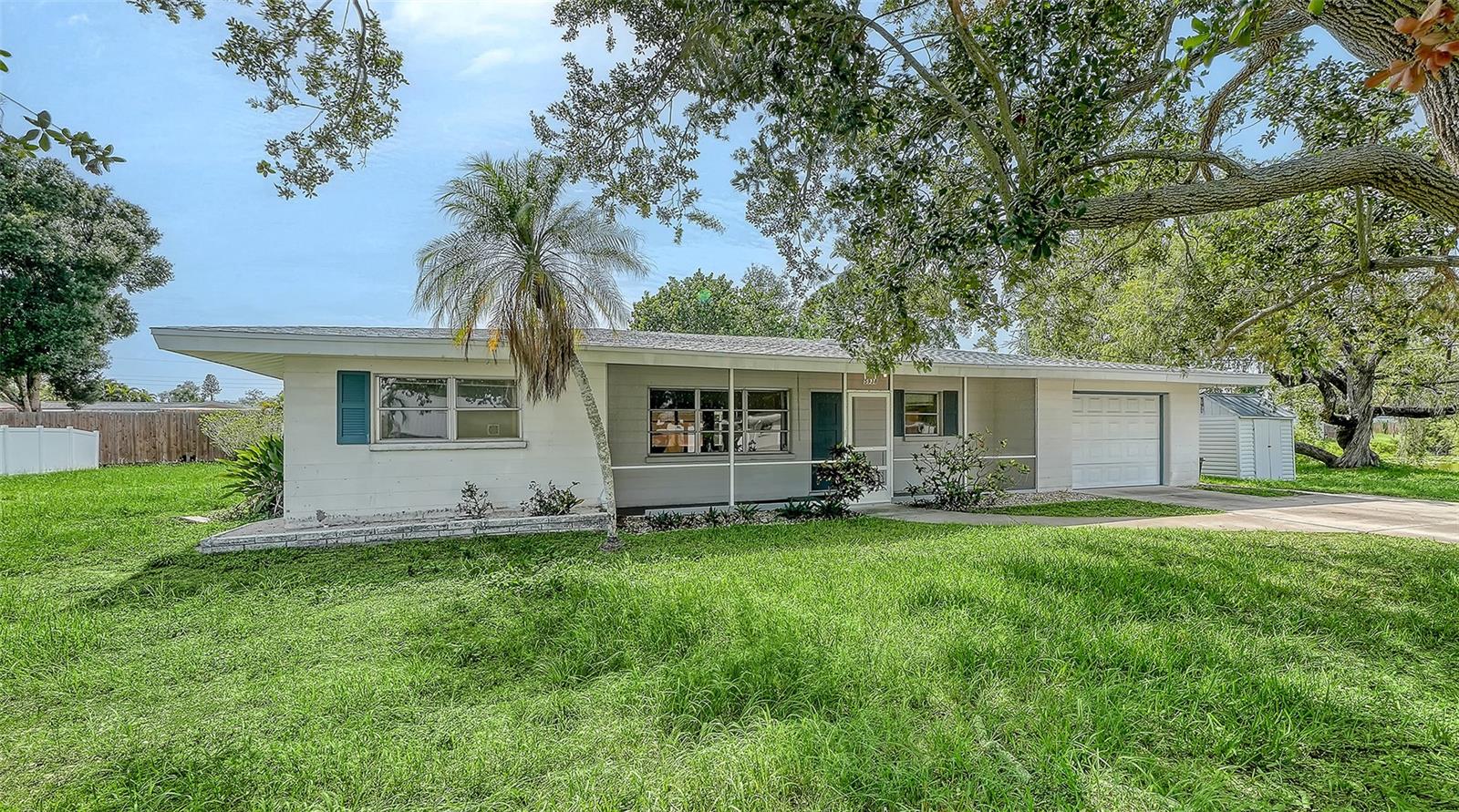 GOLDEN ACRES 1ST ADD - Residential