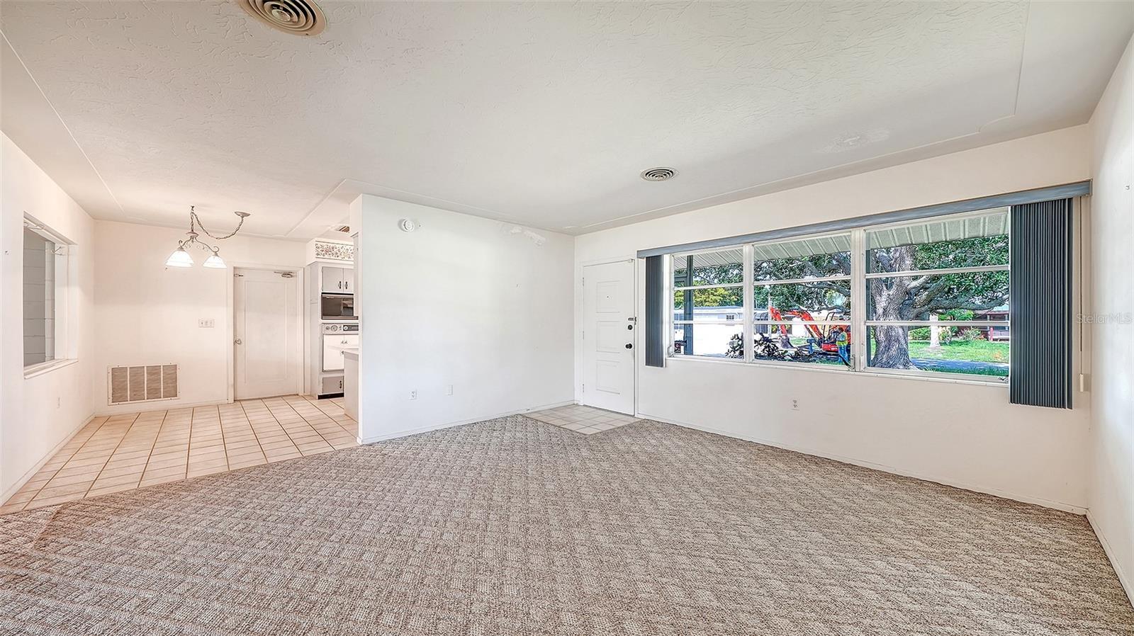GOLDEN ACRES 1ST ADD - Residential