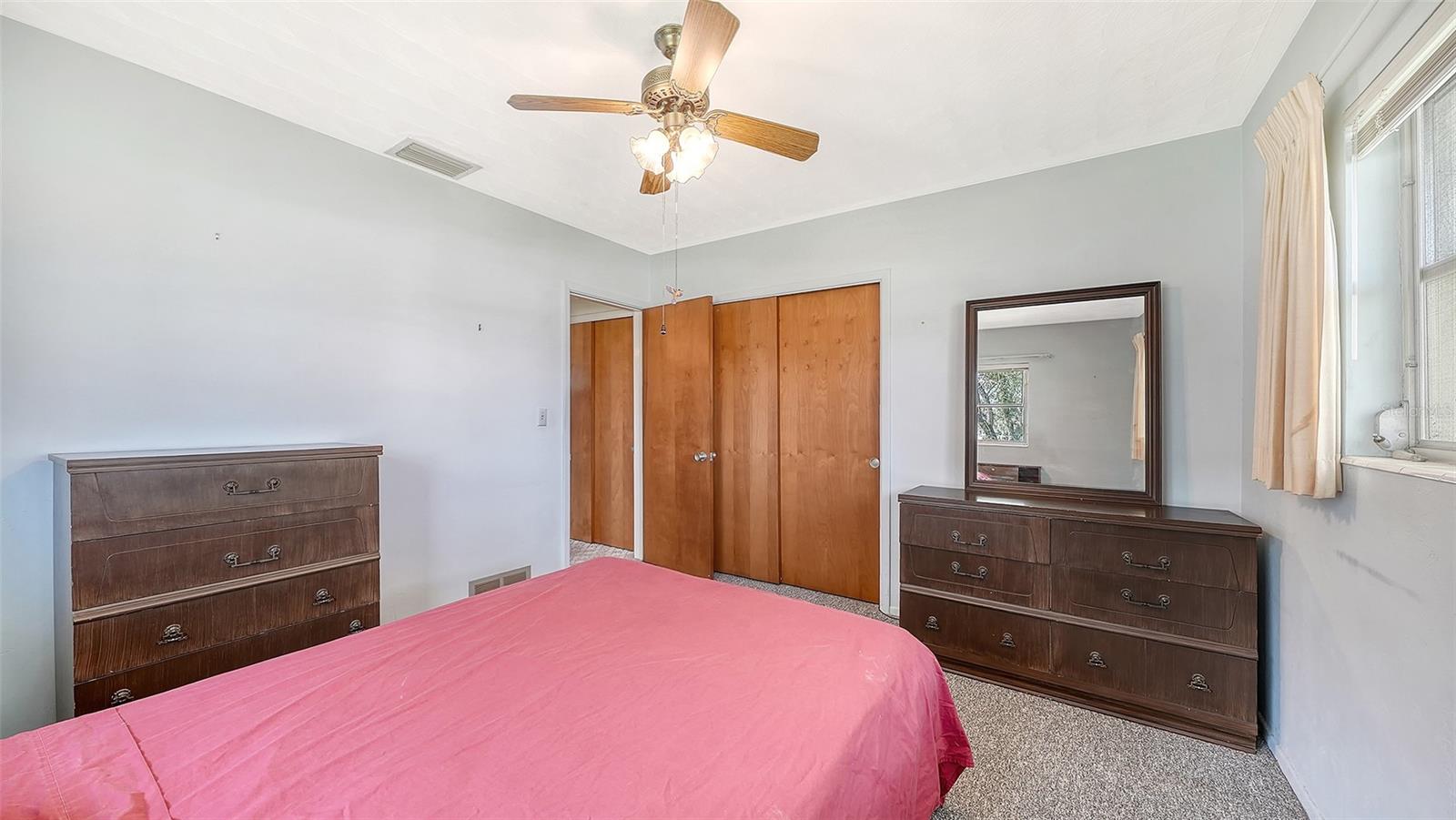 GOLDEN ACRES 1ST ADD - Residential