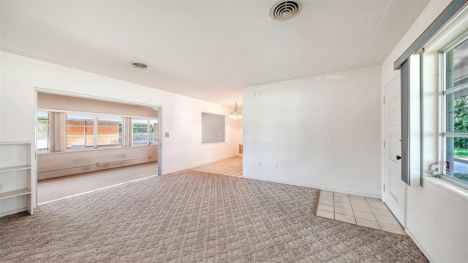 GOLDEN ACRES 1ST ADD - Residential