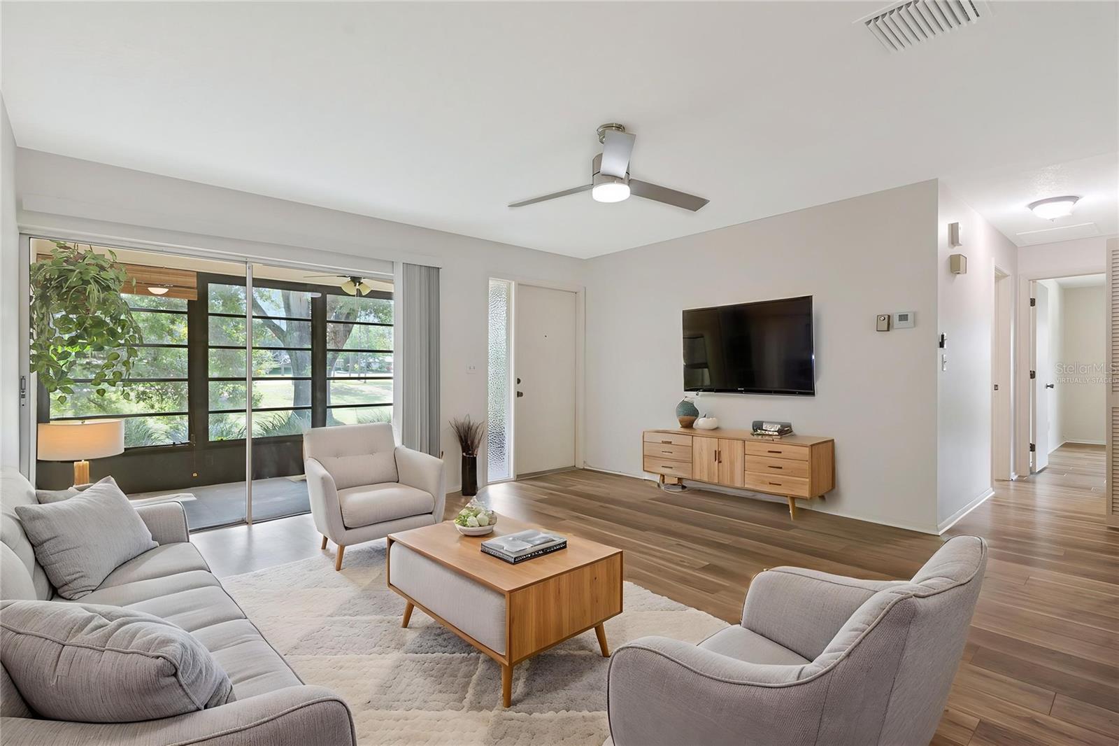 VILLA CONDO I - Residential