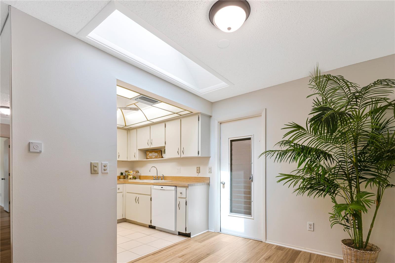 VILLA CONDO I - Residential