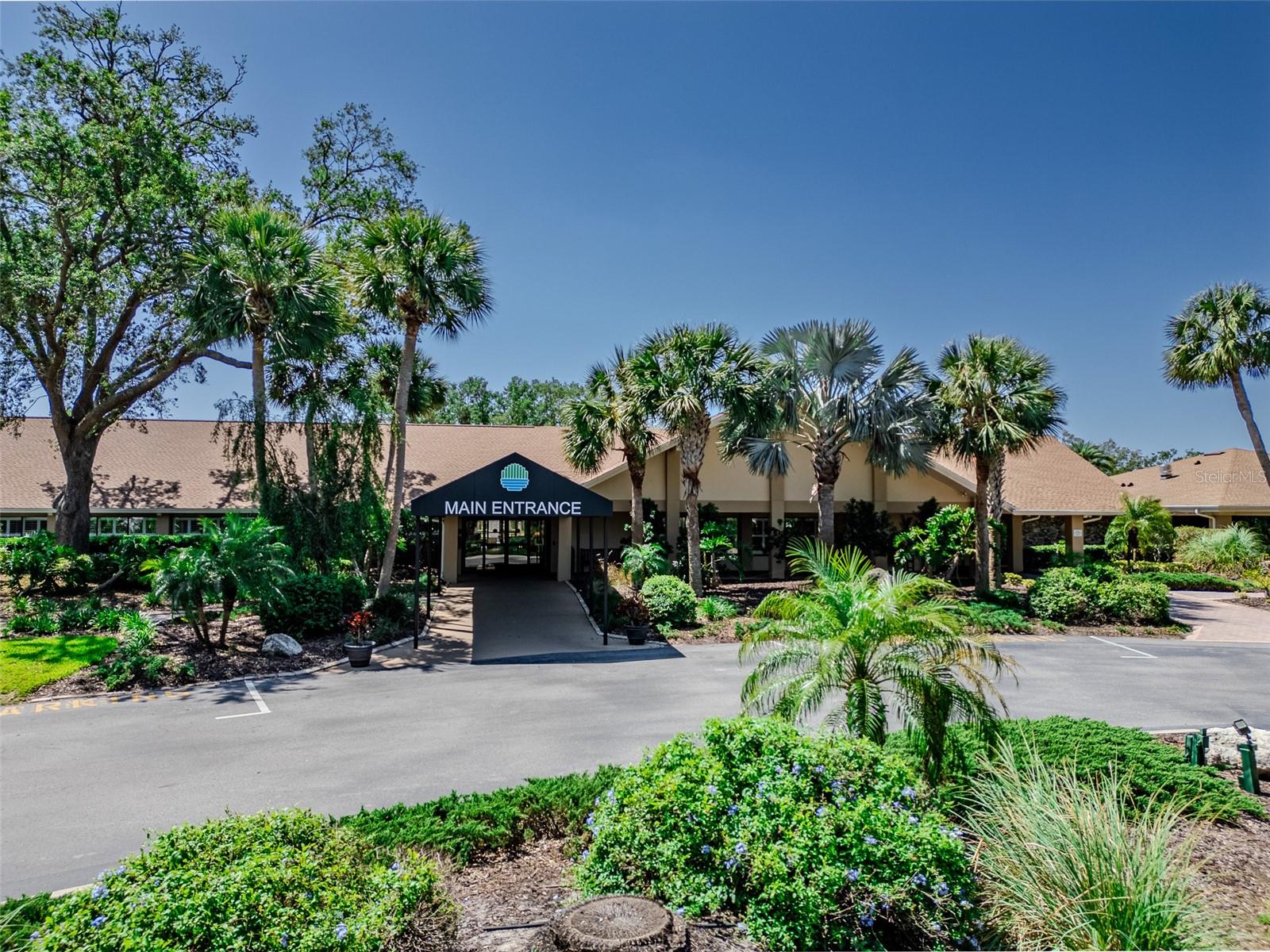 VILLA CONDO I - Residential