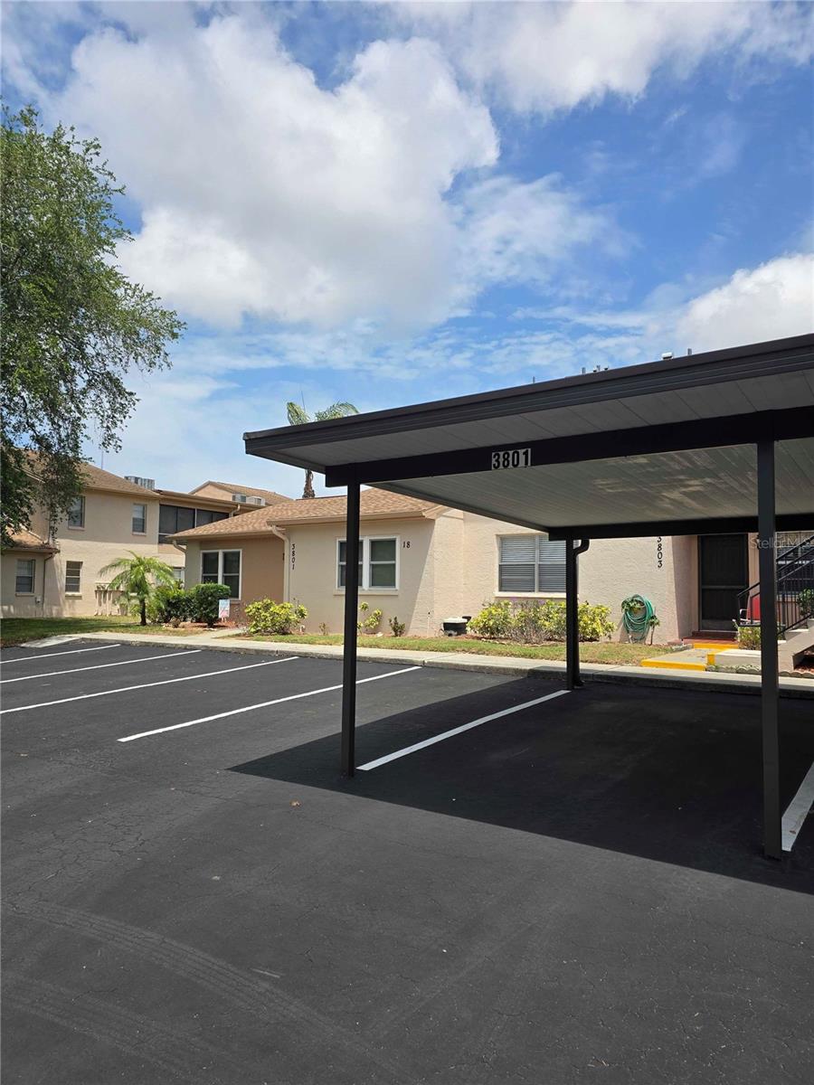 HOLIDAY LAKE VILLAS CONDO - Residential