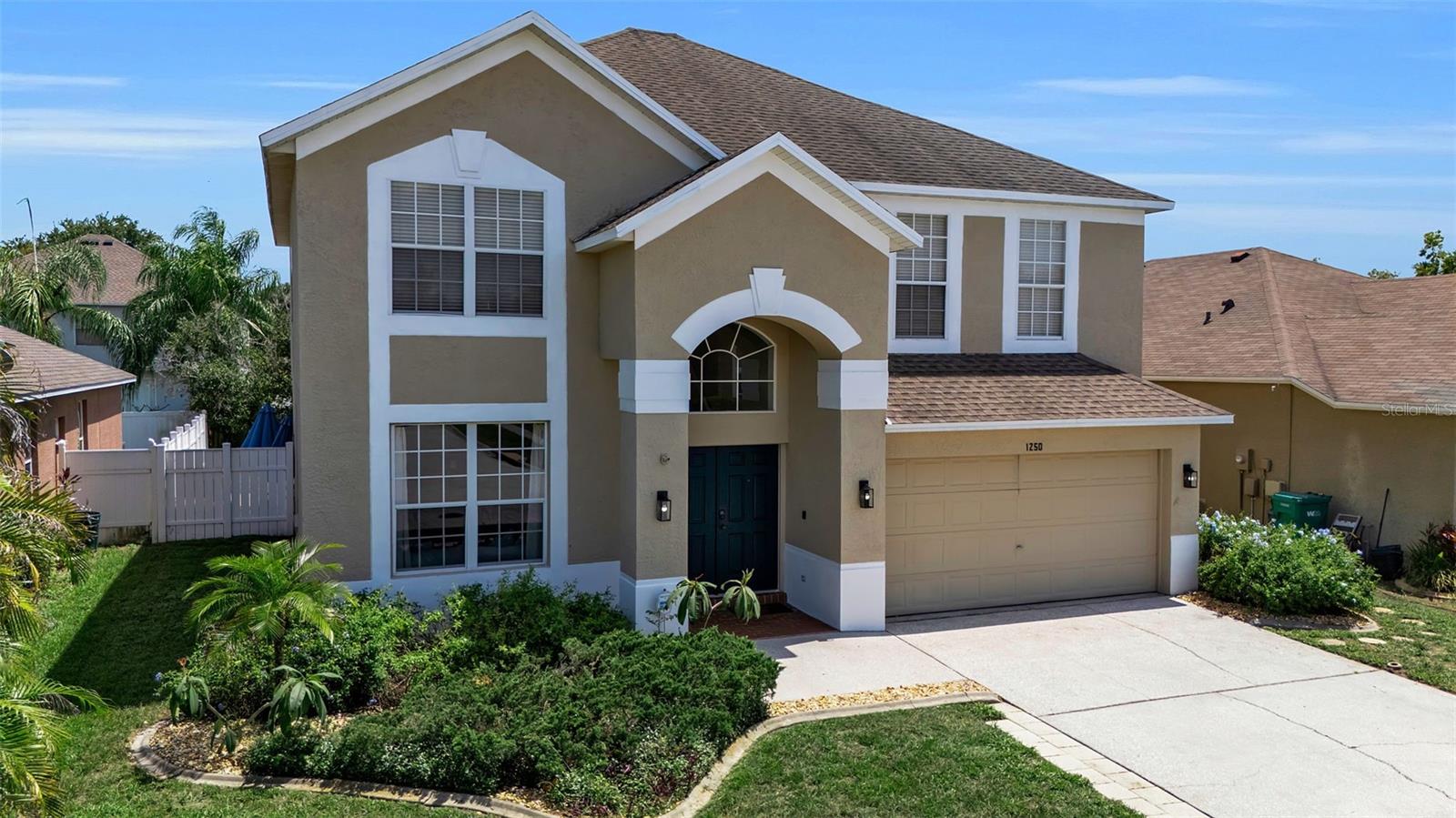 PARKER POINTE - Residential