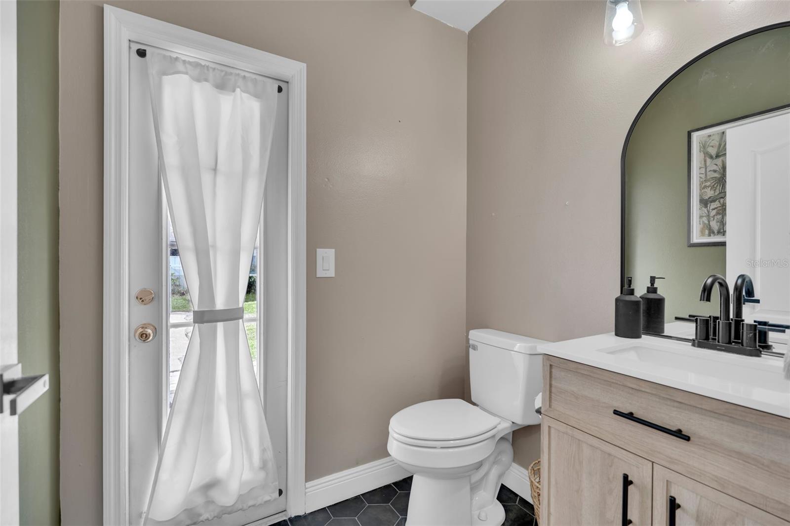 PARKER POINTE - Residential