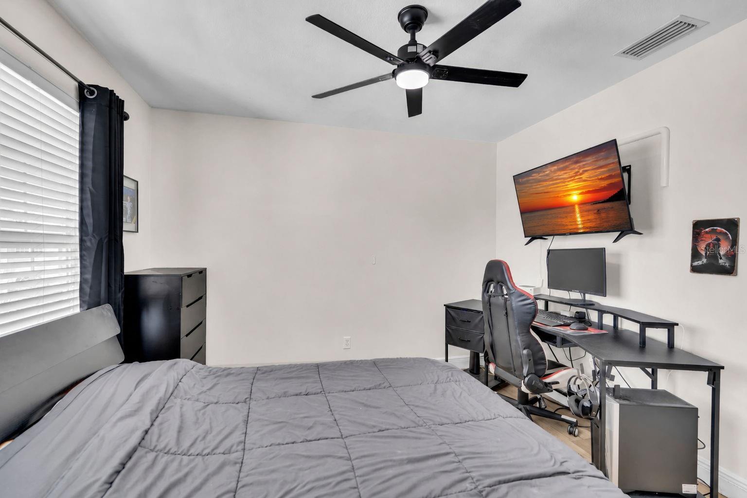 PARKER POINTE - Residential