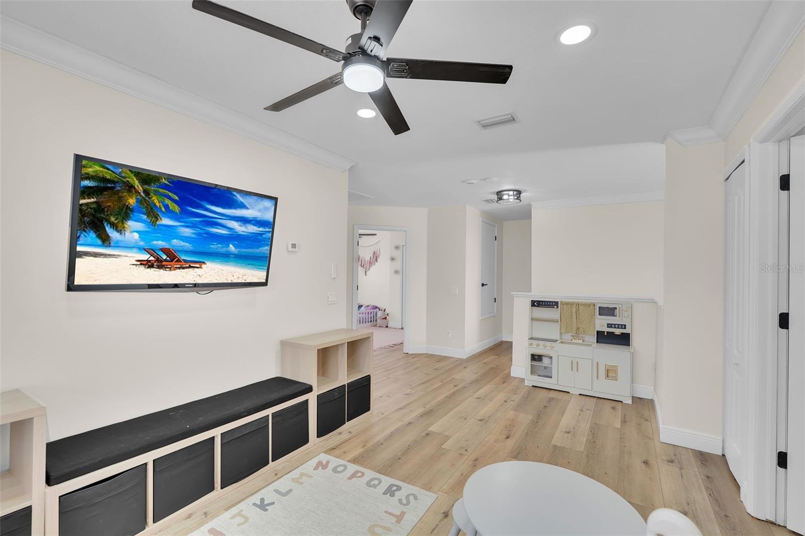 PARKER POINTE - Residential