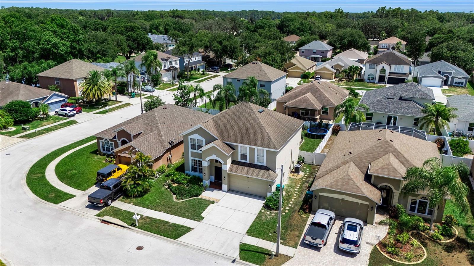 PARKER POINTE - Residential