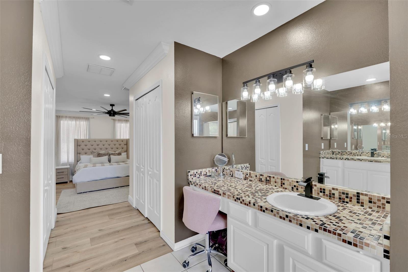 PARKER POINTE - Residential