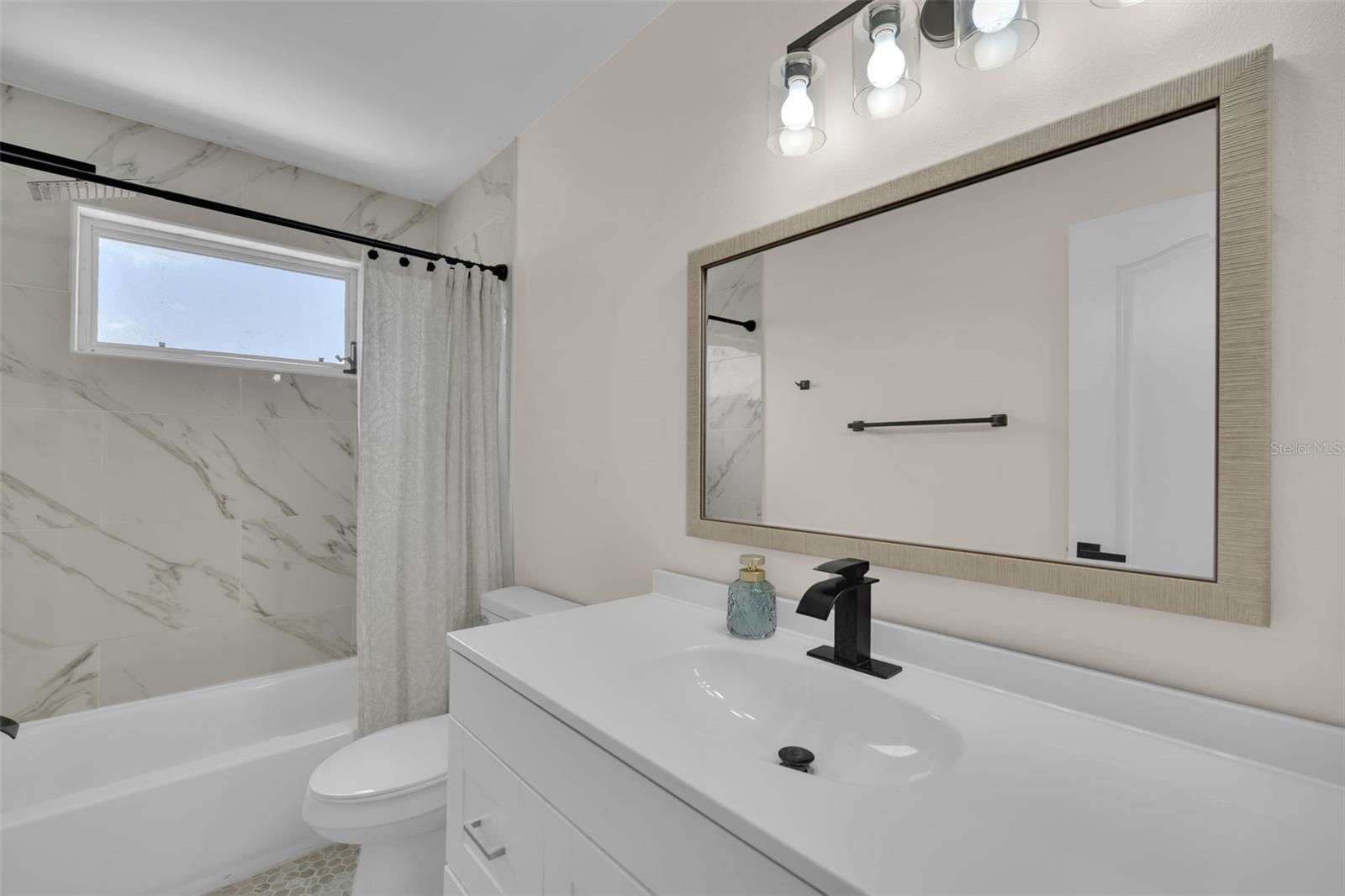 PARKER POINTE - Residential