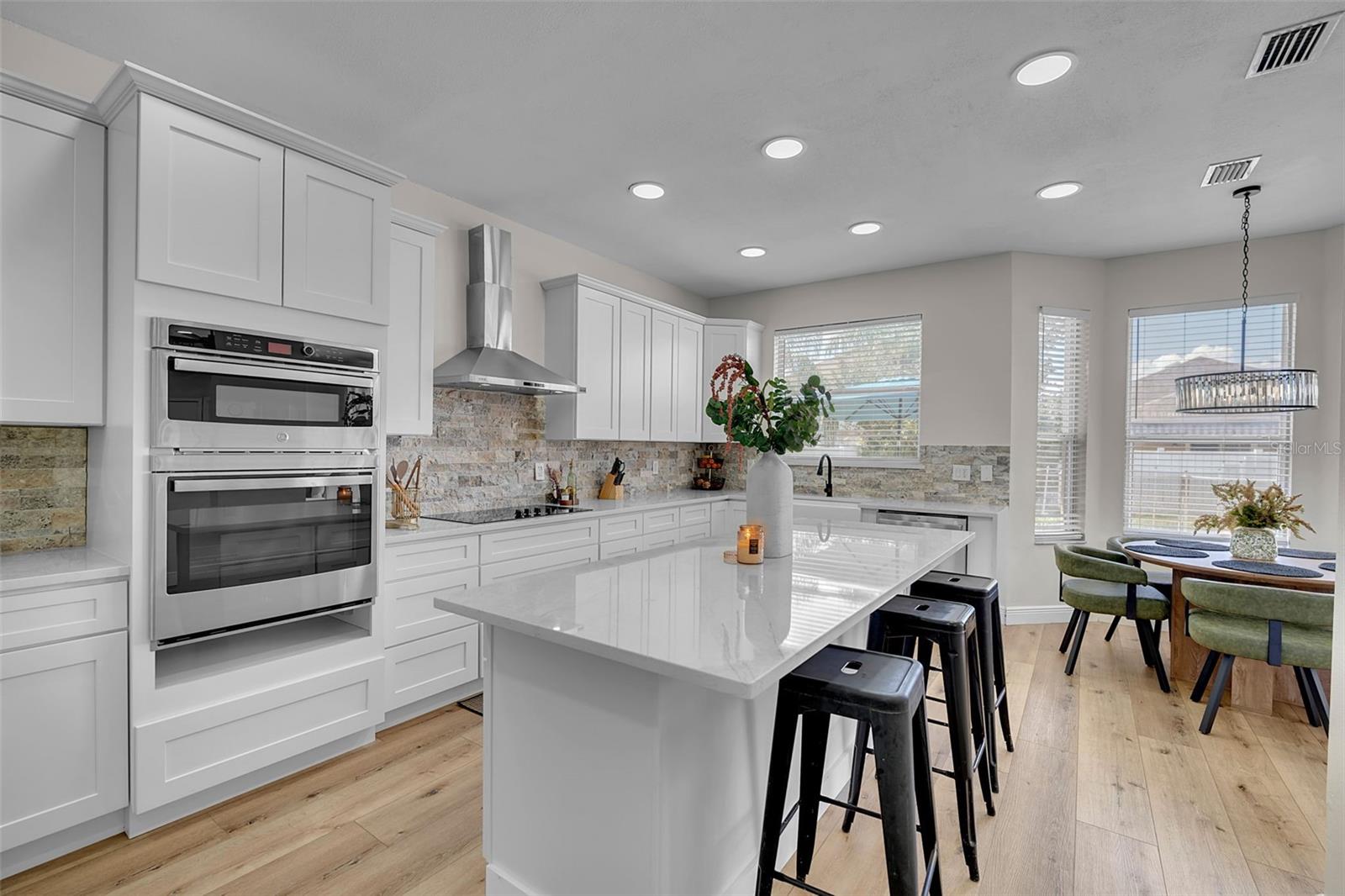 PARKER POINTE - Residential
