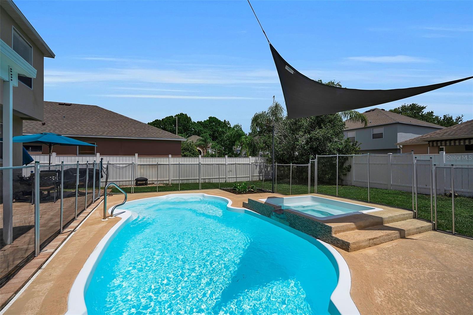 PARKER POINTE - Residential