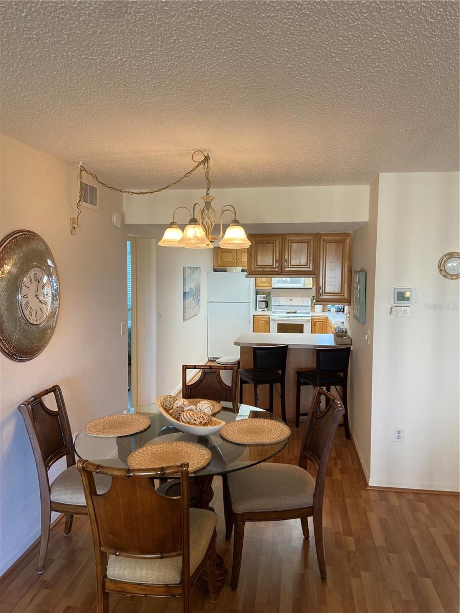 MACARTHUR BEACH - Residential Lease