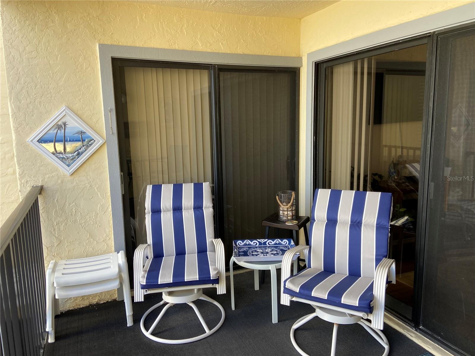 MACARTHUR BEACH - Residential Lease