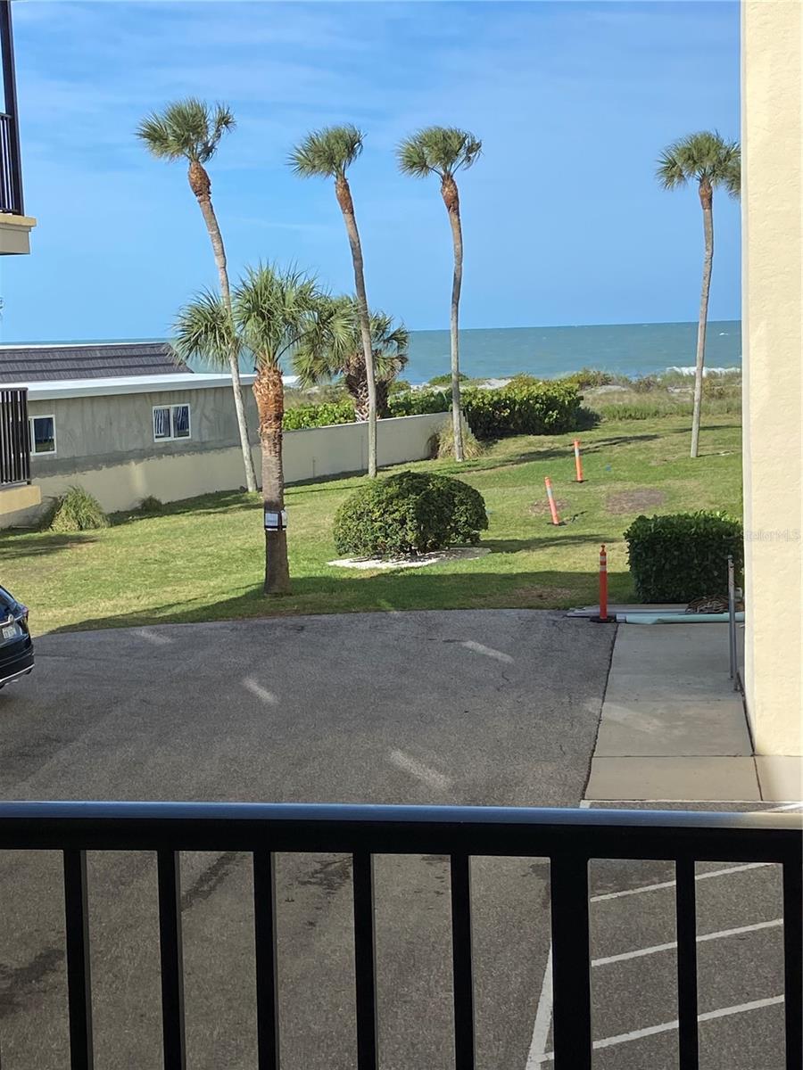 MACARTHUR BEACH - Residential Lease