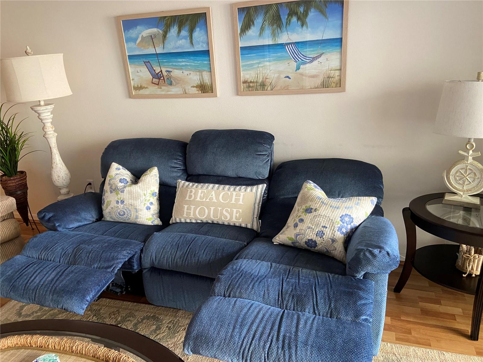 MACARTHUR BEACH - Residential Lease