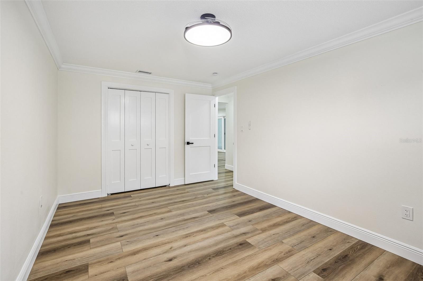 COLLEGE PARK - Residential