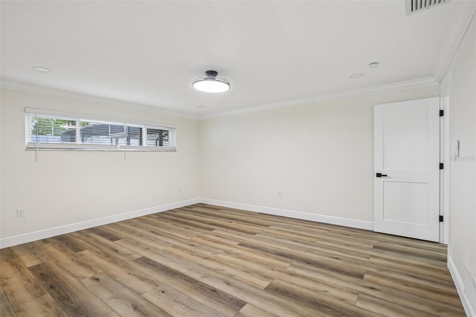 COLLEGE PARK - Residential