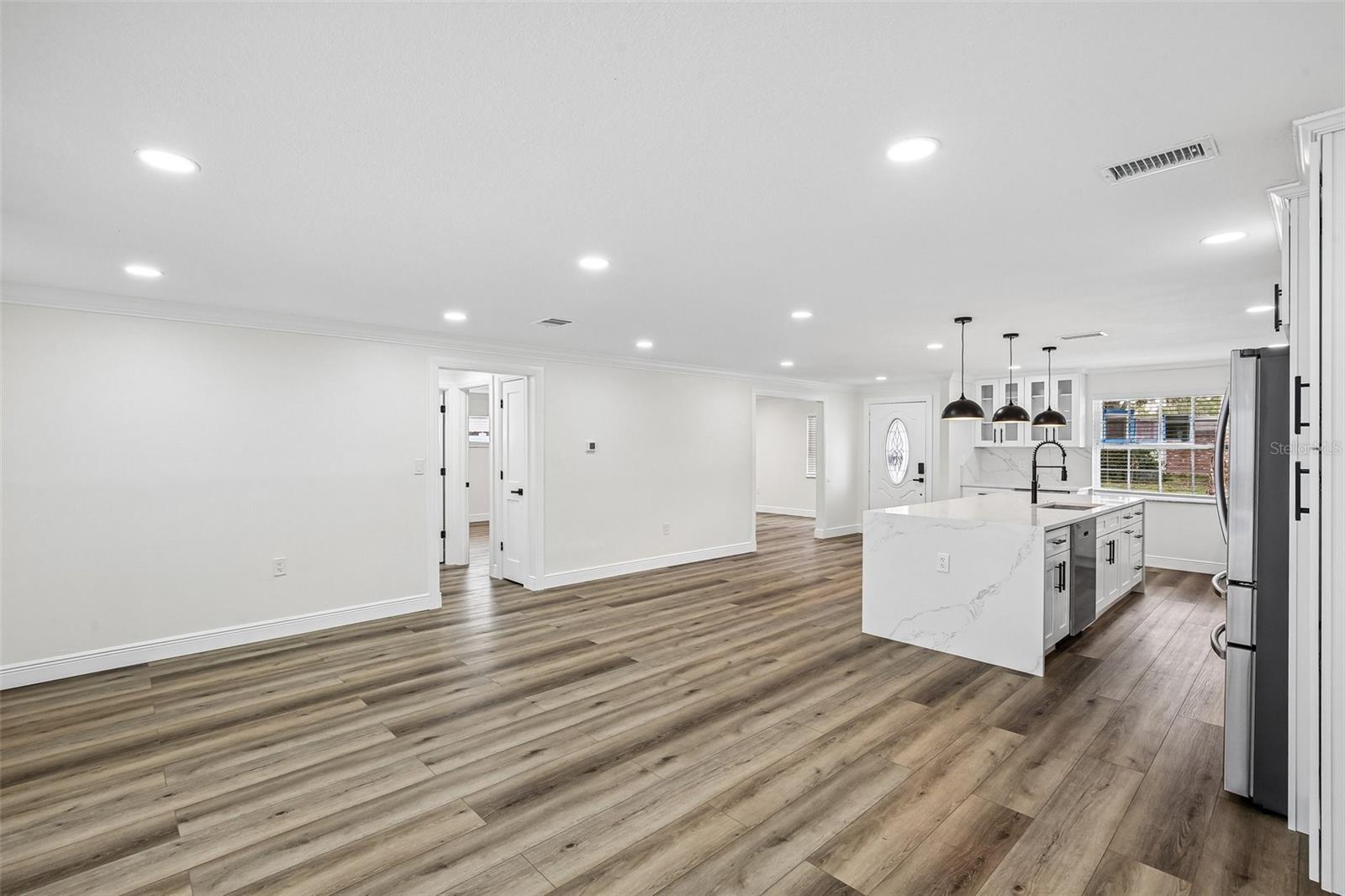 COLLEGE PARK - Residential