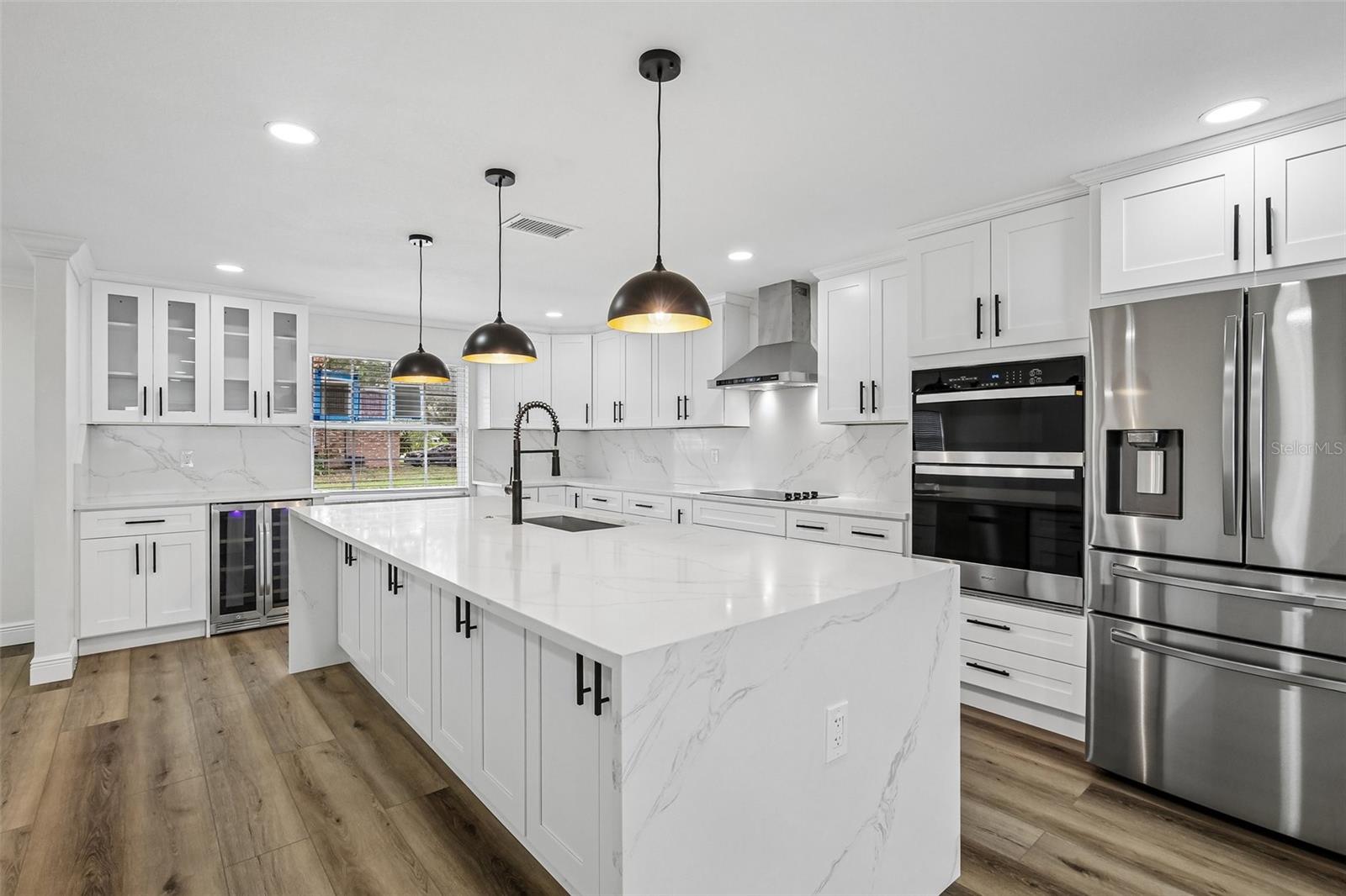 COLLEGE PARK - Residential